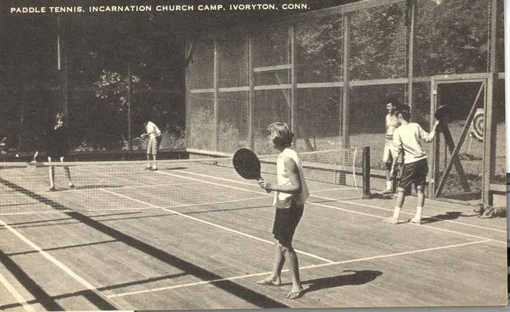 Foto arsip Padel Pertama Pada tahun (1970-an).