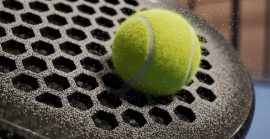 Permukaan Kasar Raket Padel